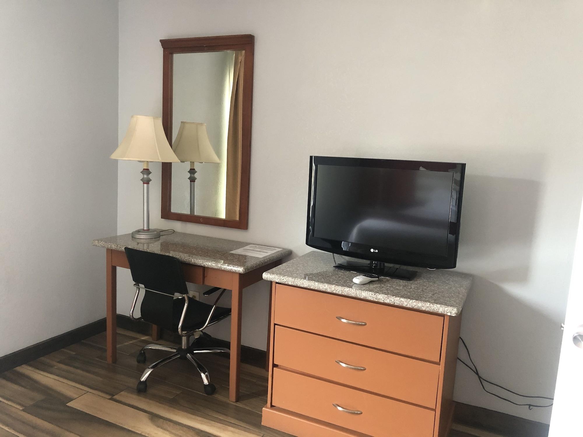Ramada By Wyndham Near Seaworld / Mission Beach サンディエゴ エクステリア 写真
